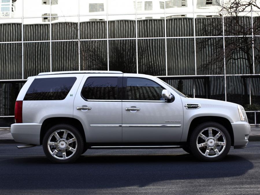 Cadillac Escalade Hybrid 2009 года  (фото 25 из 31)